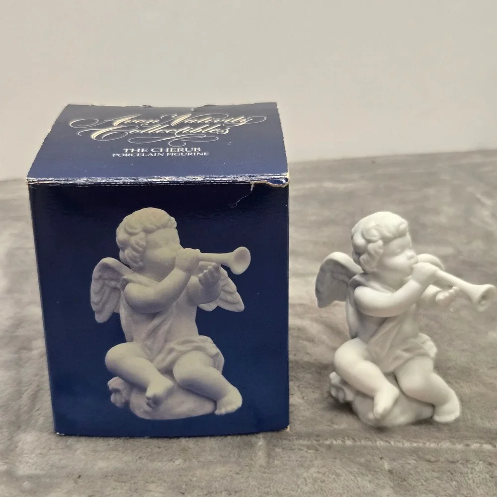 Avon Nativity Collectibles The Cherub Porcelain Figurine 1989 White Bisque Angel
